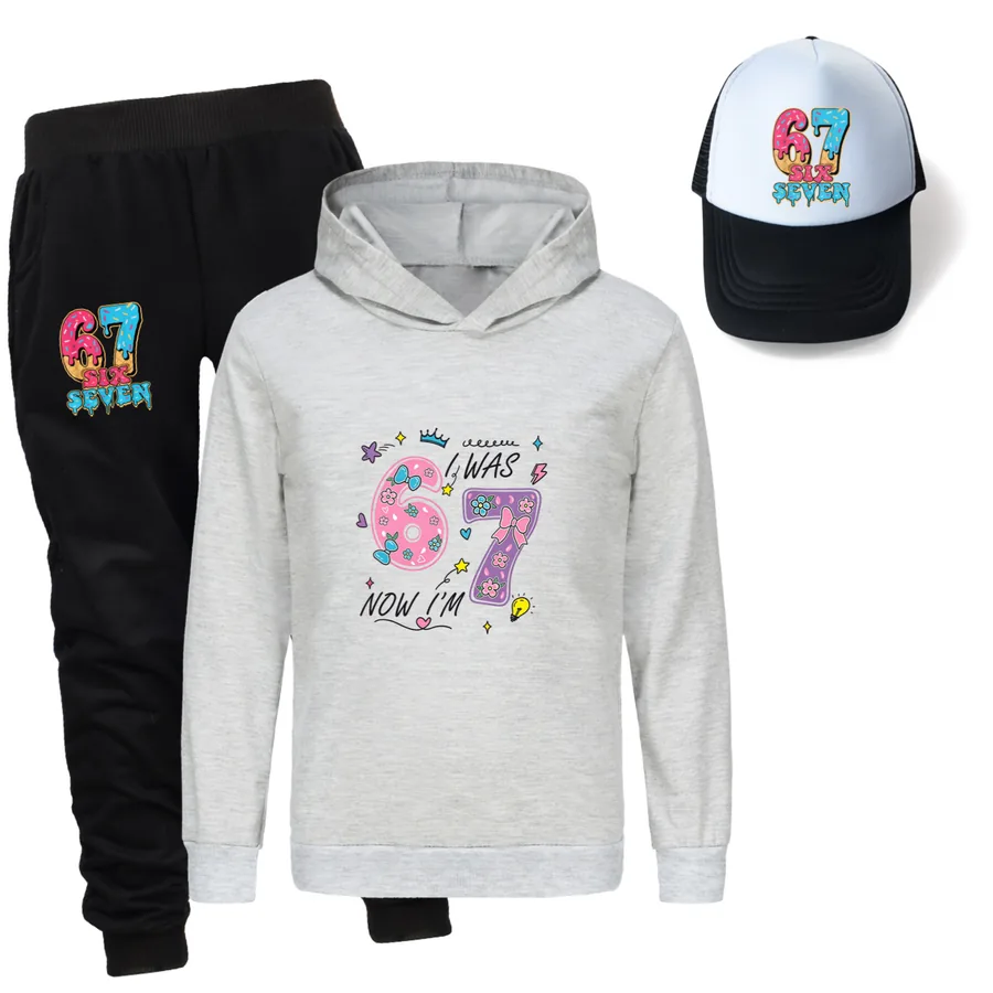 Three-Piece Hoodie, Jogger & Hat Set, Style 05 · Grey
