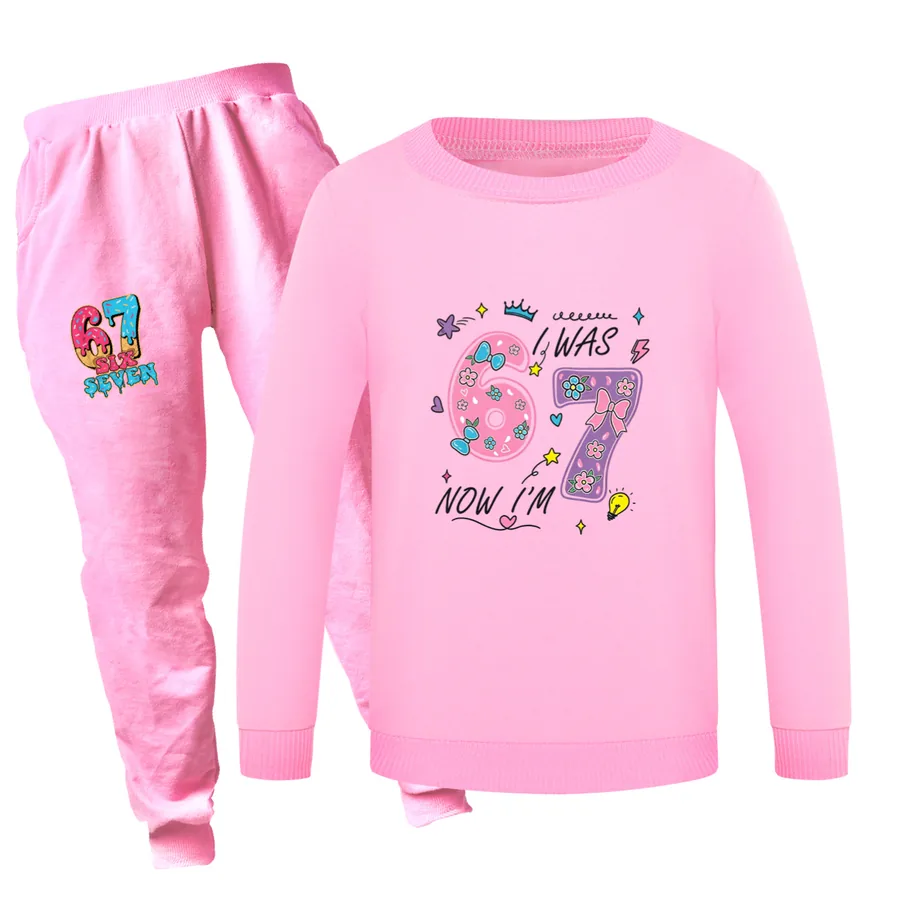 Crewneck Sweatshirt Set, Style 05 · Set · Pink