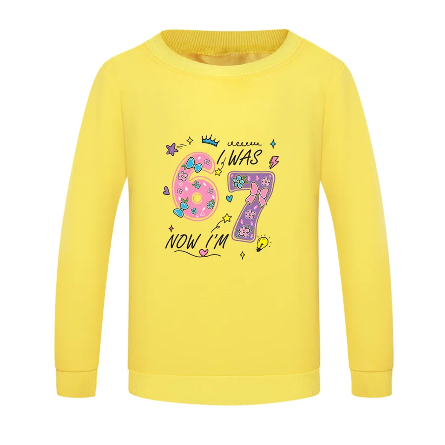 Crewneck Sweatshirt Set, Style 06 · Crewneck · Yellow
