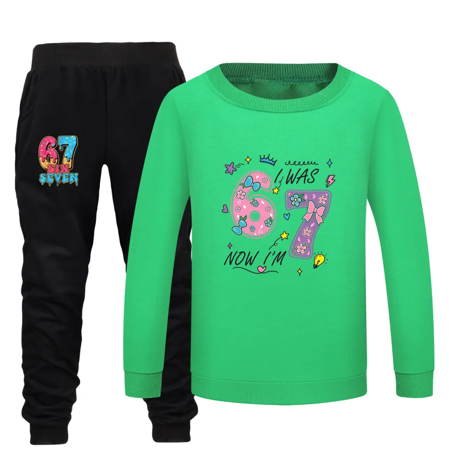 Crewneck Sweatshirt Set, Style 24 · Green
